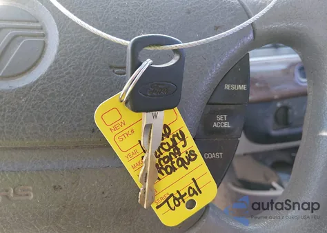 1996 Mercury Grand Marquis Gs из США, поврежденный, VIN 2MELM7464TX607113